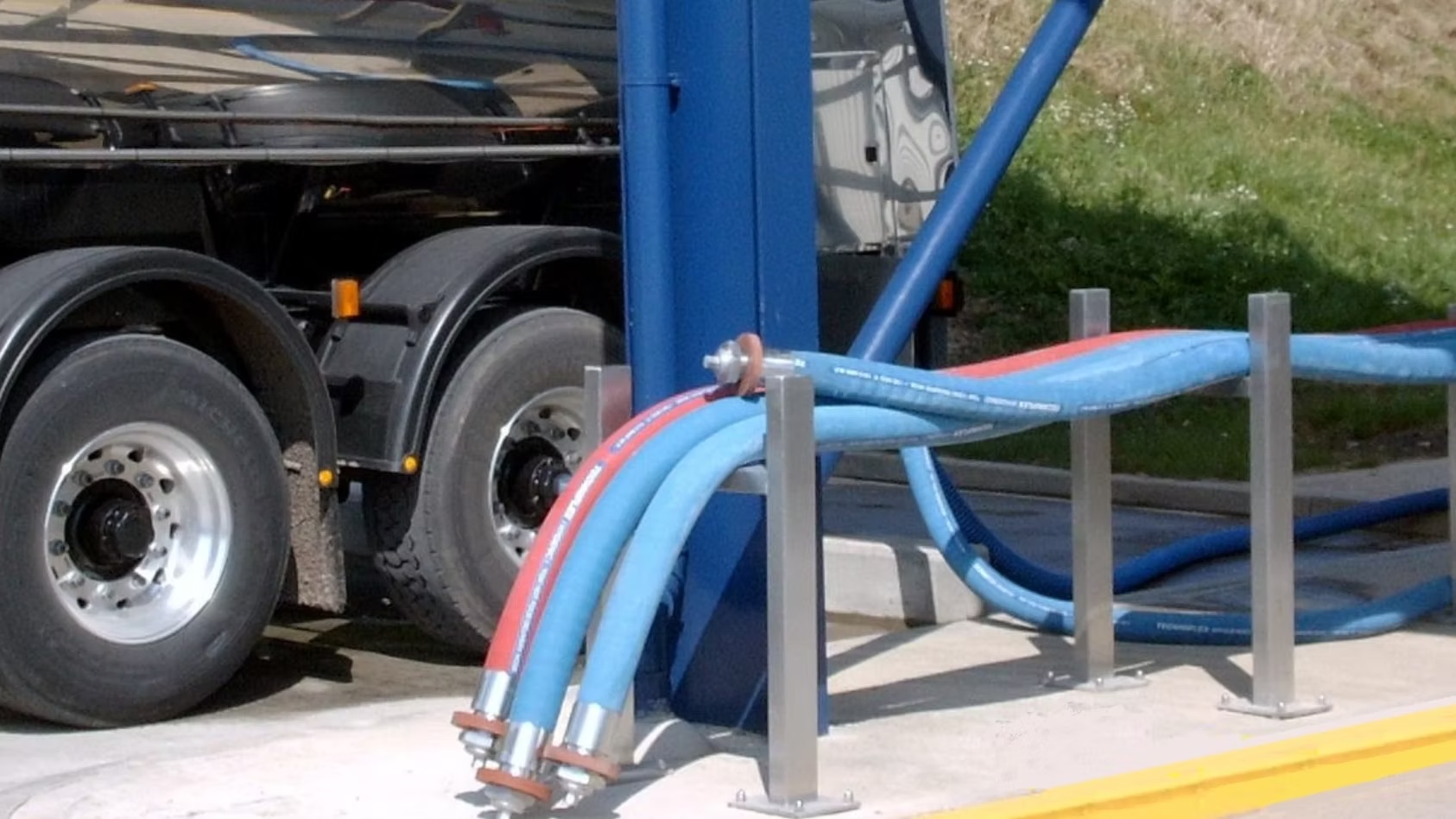 hygienic-food-tanker-loading-hoses